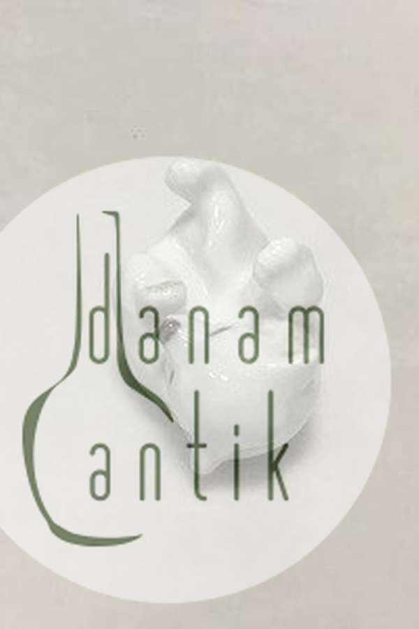 Royal Copenhagen Figur af Isbjørneunge