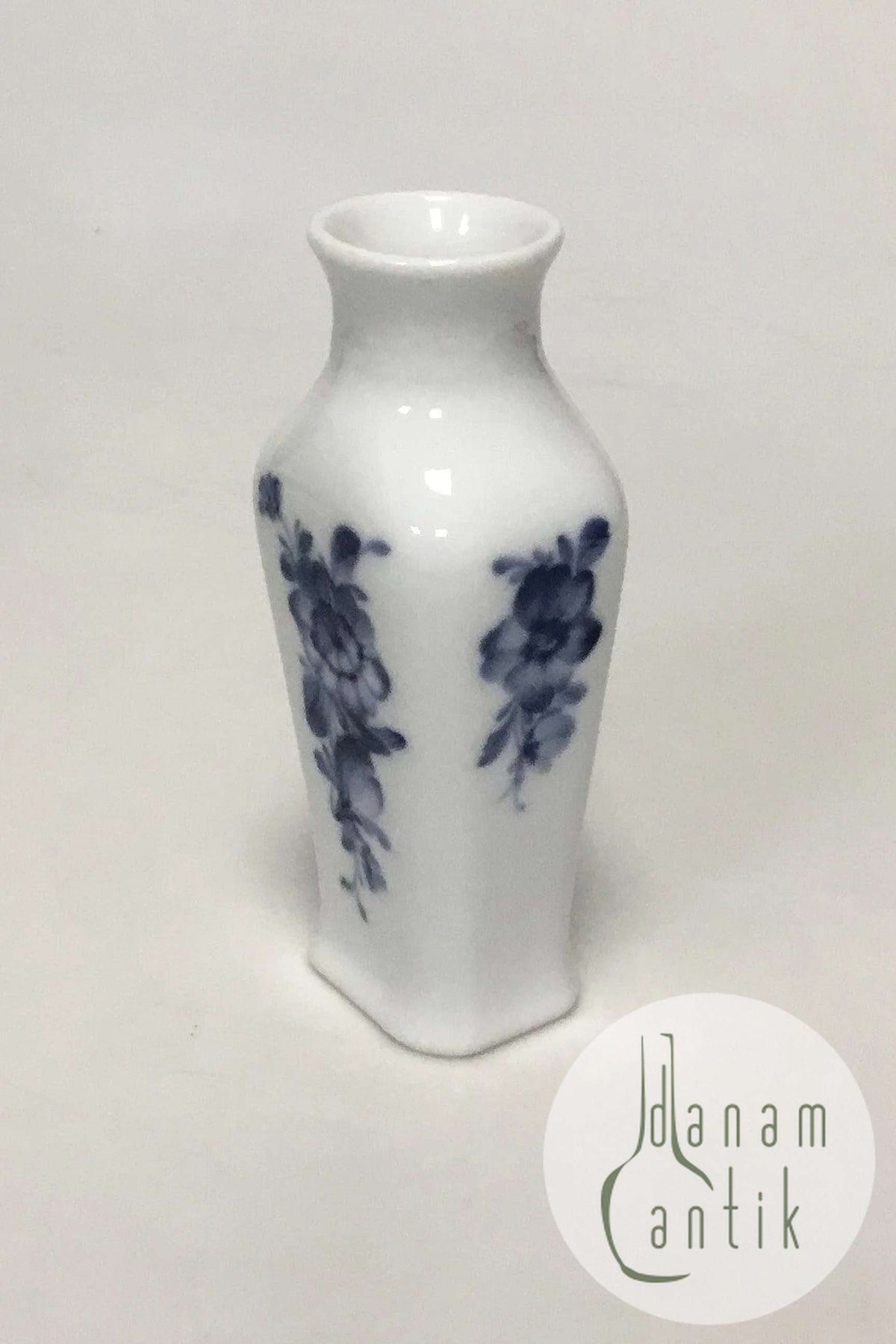 ロイヤルコペンハーゲン ブルーフラワー 編み込み小花瓶 No 8256