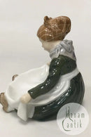 Royal Copenhagen Figurine Fanø Girl No 1315