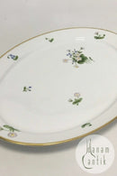 Royal Copenhagen Bellis og Følfod Stort ovalt fad No 9010