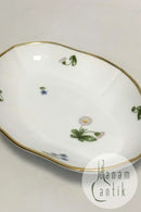 Royal Copenhagen Bellis and Coltsfoot Oval cake dish