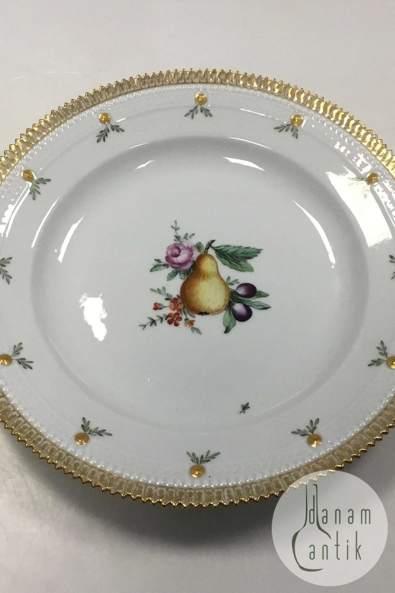 Royal Copenhagen Flora Danica Juliane Marie Middagstallerken No 17/3549