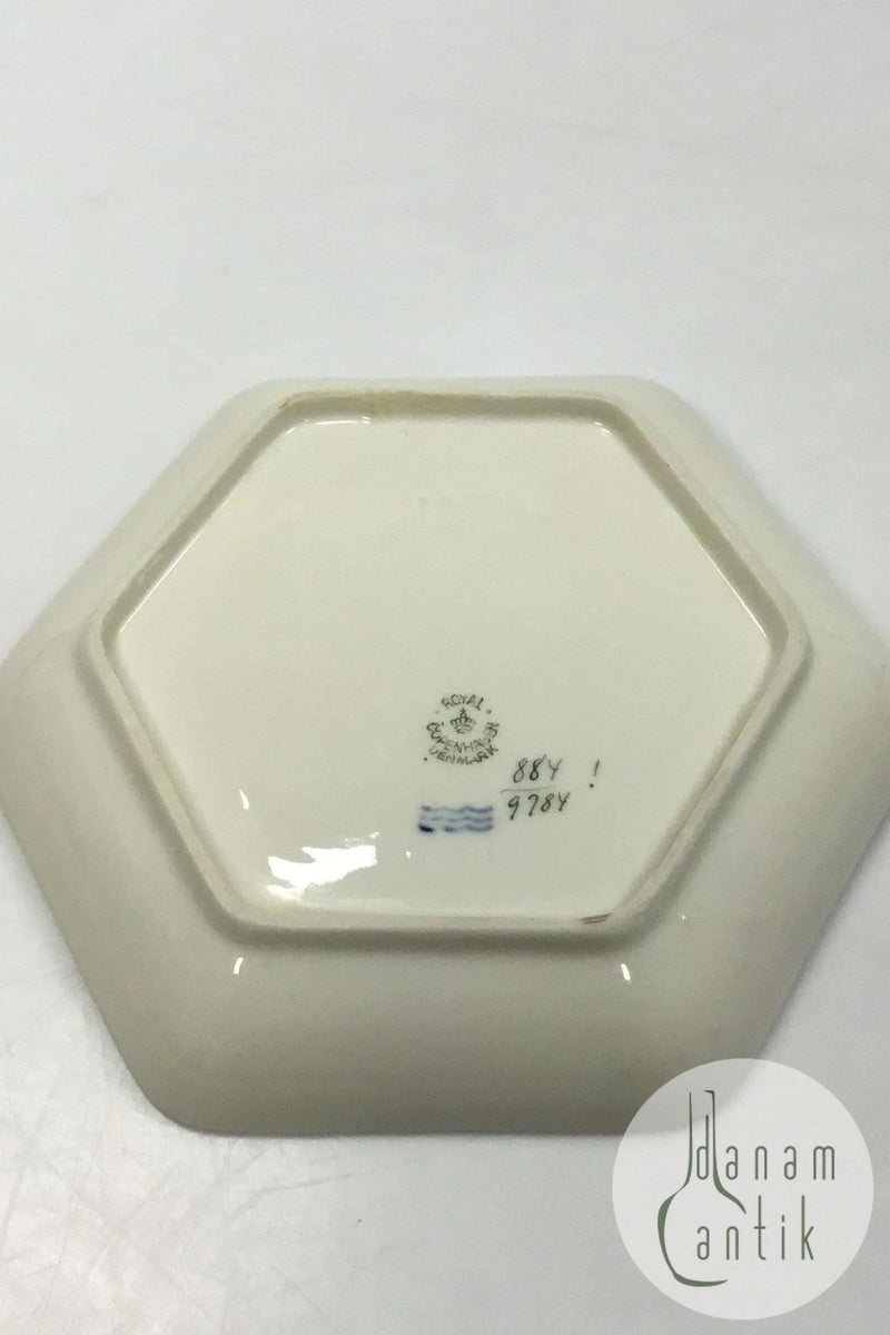 Royal Copenhagen Hjertegræs Sekskantet Sætteskål No 884/9784