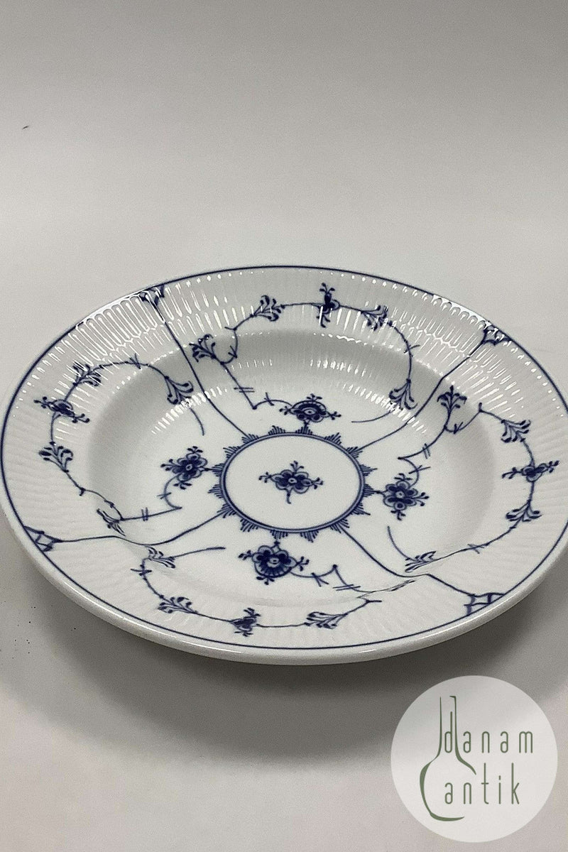 Royal Copenhagen Musselmalet Riflet Hotel Dyb Tallerken No. 2245