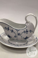 Royal Copenhagen Musselmalet Riflet Sovsekande med underfad No 201