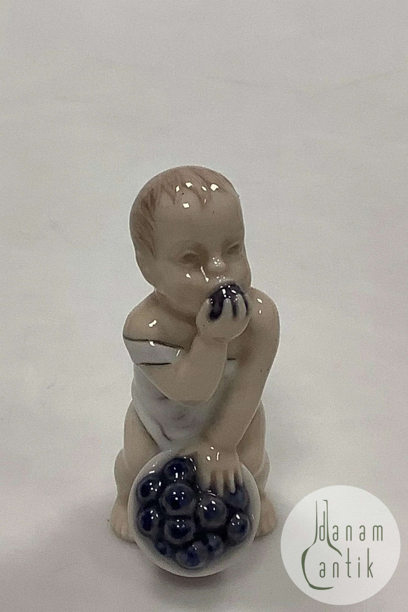 Royal Copenhagen  figur Efterår No 2858