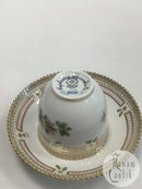 Royal Copenhagen Flora Danica Kaffeetasse und Untertasse Nr. 20/3597