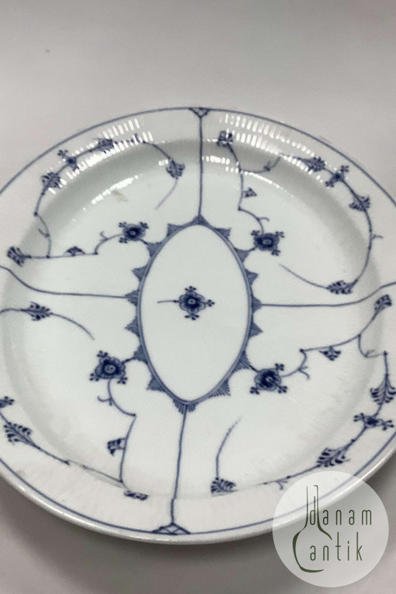 Royal Copenhagen Musselmalet Riflet Fad No 101