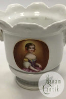 Urtepotteskjuler af hvid porcelæn