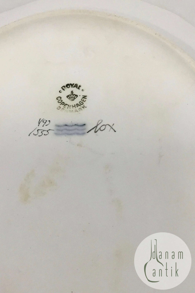 ロイヤルコペンハーゲン サクソンフラワーライトオーバルディッシュ No1555寸法 31 cm (12 13/64 in.)