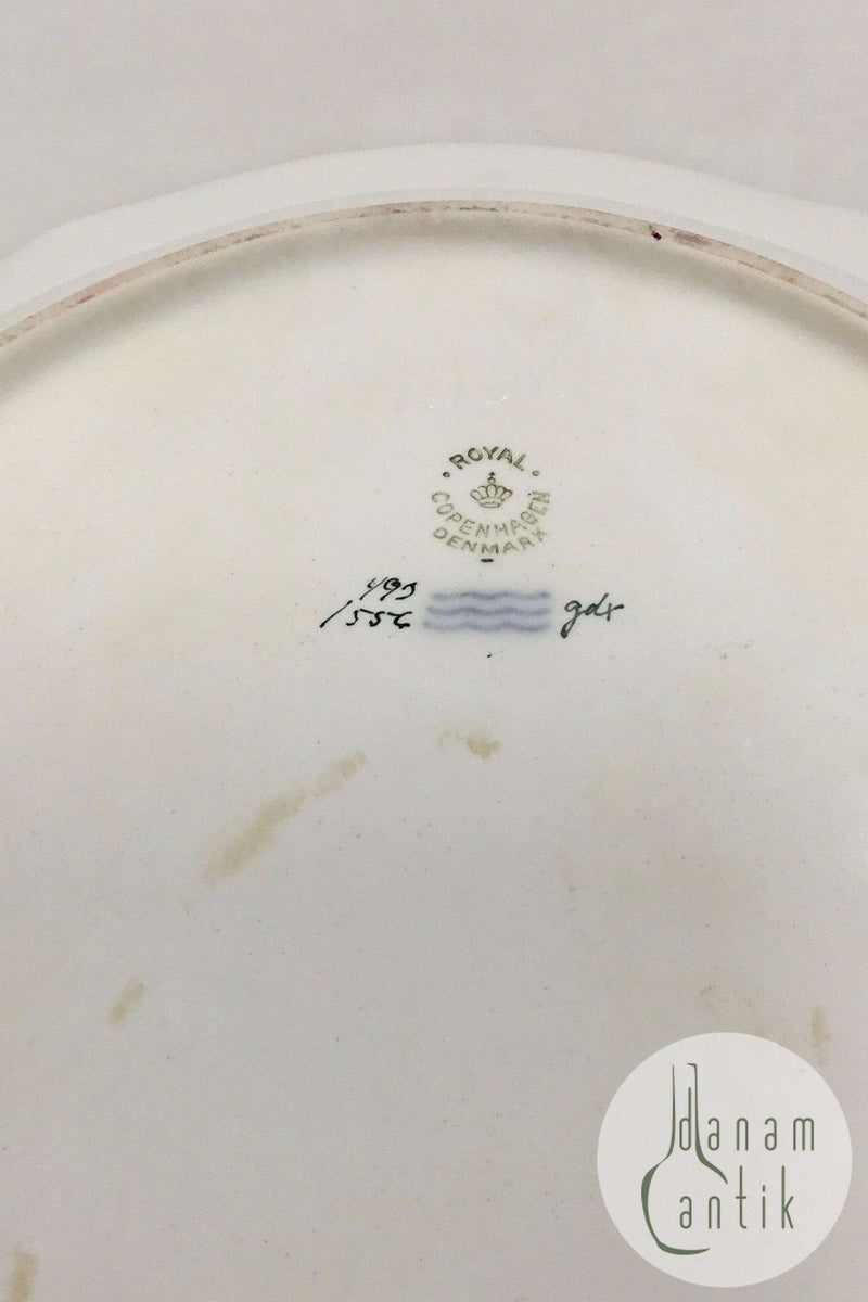 Royal Copenhagen Saxon Flower Light Oval Serving Dish No. 1556