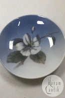 Royal Copenhagen Art Nouveau Lille platte med blomst No 53/2800