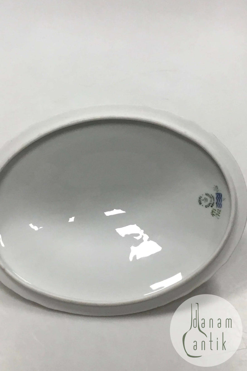 Royal Copenhagen Saksisk Blomst Let Oval Låg No 493/1702