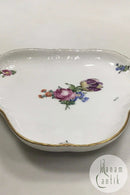 Royal Copenhagen Saksisk Blomst Let Trekantet Kagefad No 493/1526