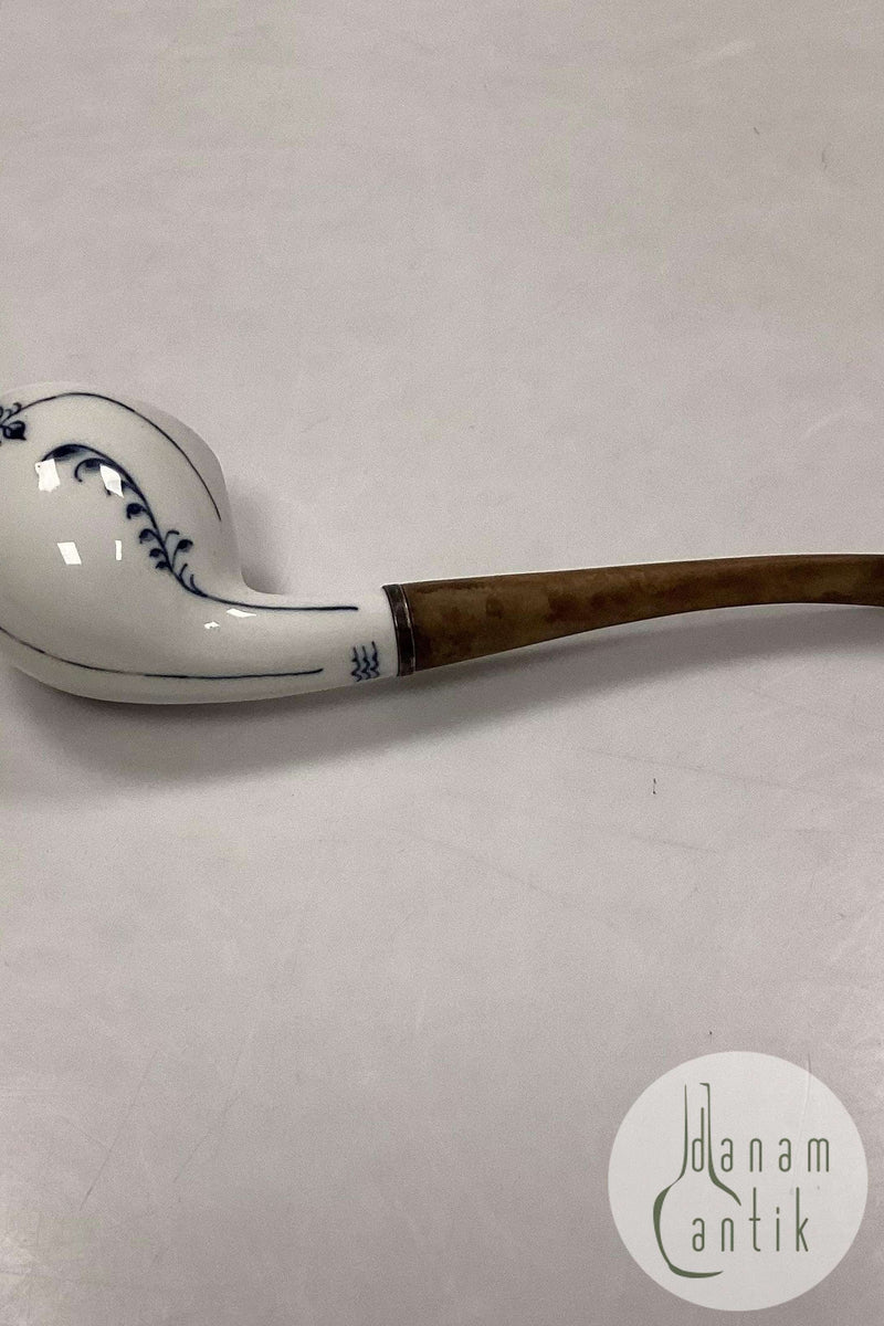 Royal Copenhagen Musselmalet Pibe