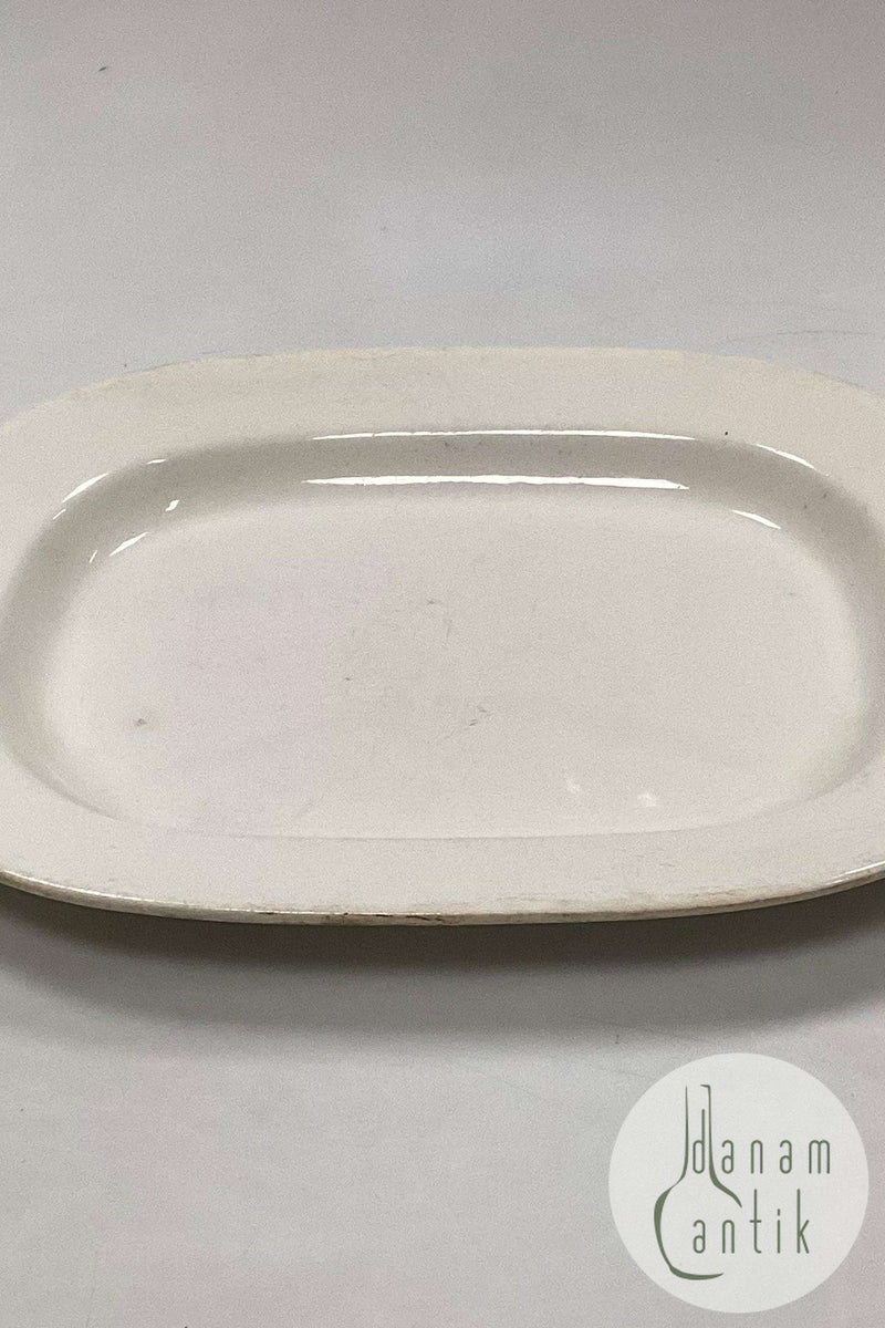 Royal Copenhagen / Aluminia Hvid institution Fad