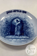 Bucha og Nissen Juleplatte fra 1905.  Måler 21,5cm / 8.46 inch