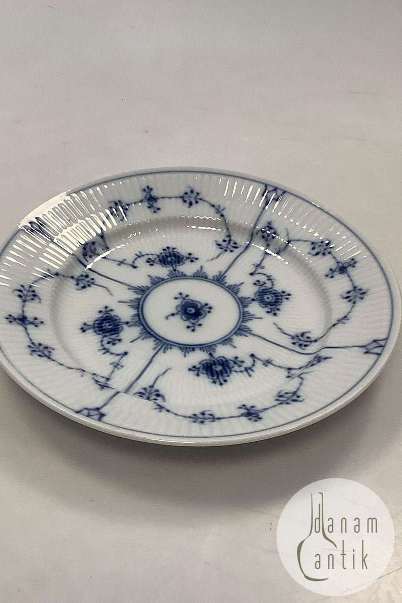 ロイヤルコペンハーゲン ブルーフルーテッドプレート No.619