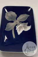Royal Copenhagen Mørkeblå Firkant Skål med Blomster No. 2835 / 861