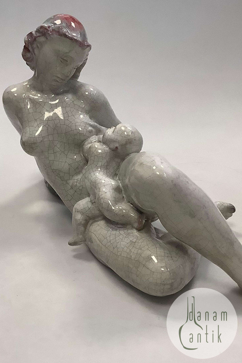 Michael Andersen Stentøjsfigur af Ungdame med Barn