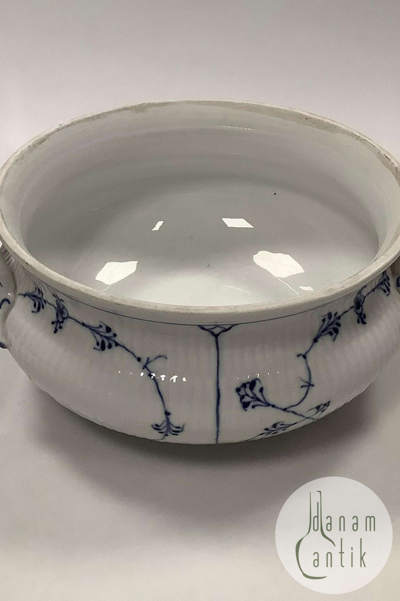 Royal Copenhagen Musselmalet Riflet Terrin No. 222