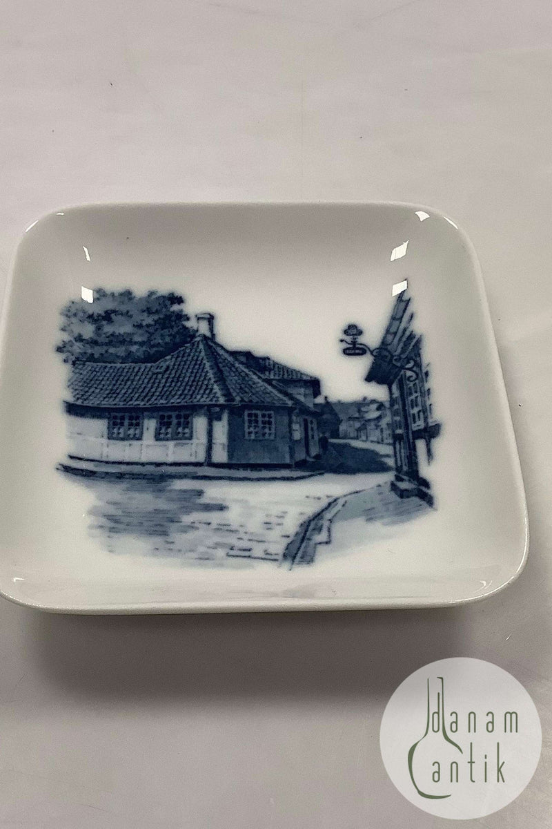 Royal Copenhagen Plaquette 2985-7-985.