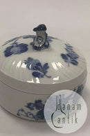 Royal Copenhagen Blå Blomst Svejfet Smør skål med låg No. 1889