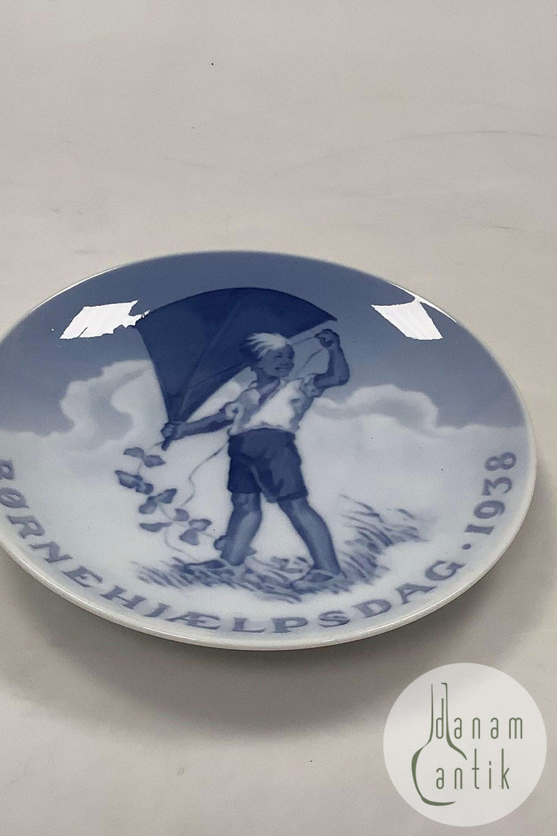 Royal Copenhagen Børnehjælpsdags Platte fra 1938