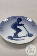 Royal Copenhagen Børnehjælpsdags Platte fra 1937