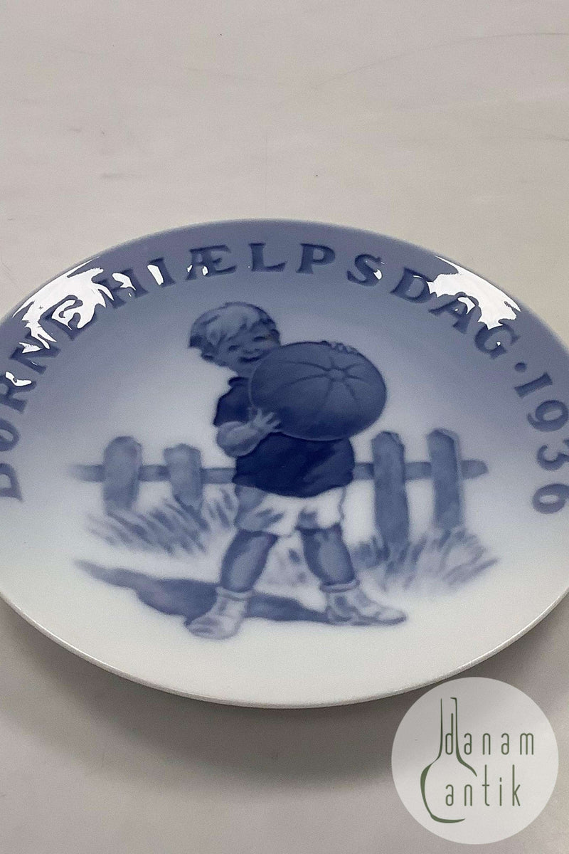 Royal Copenhagen Børnehjælpsdags Platte fra 1936