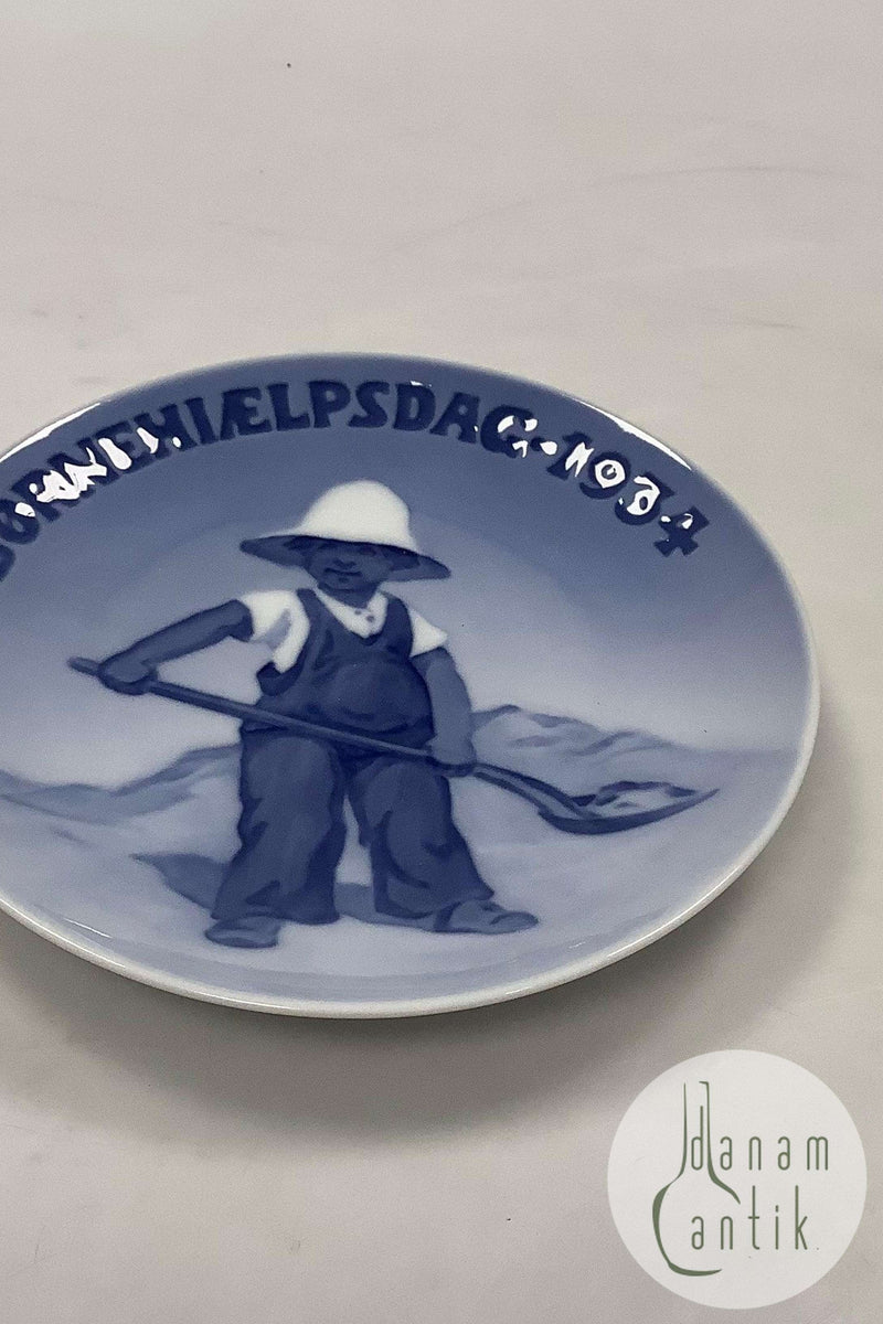 Royal Copenhagen Børnehjælpsdags Platte fra 1934