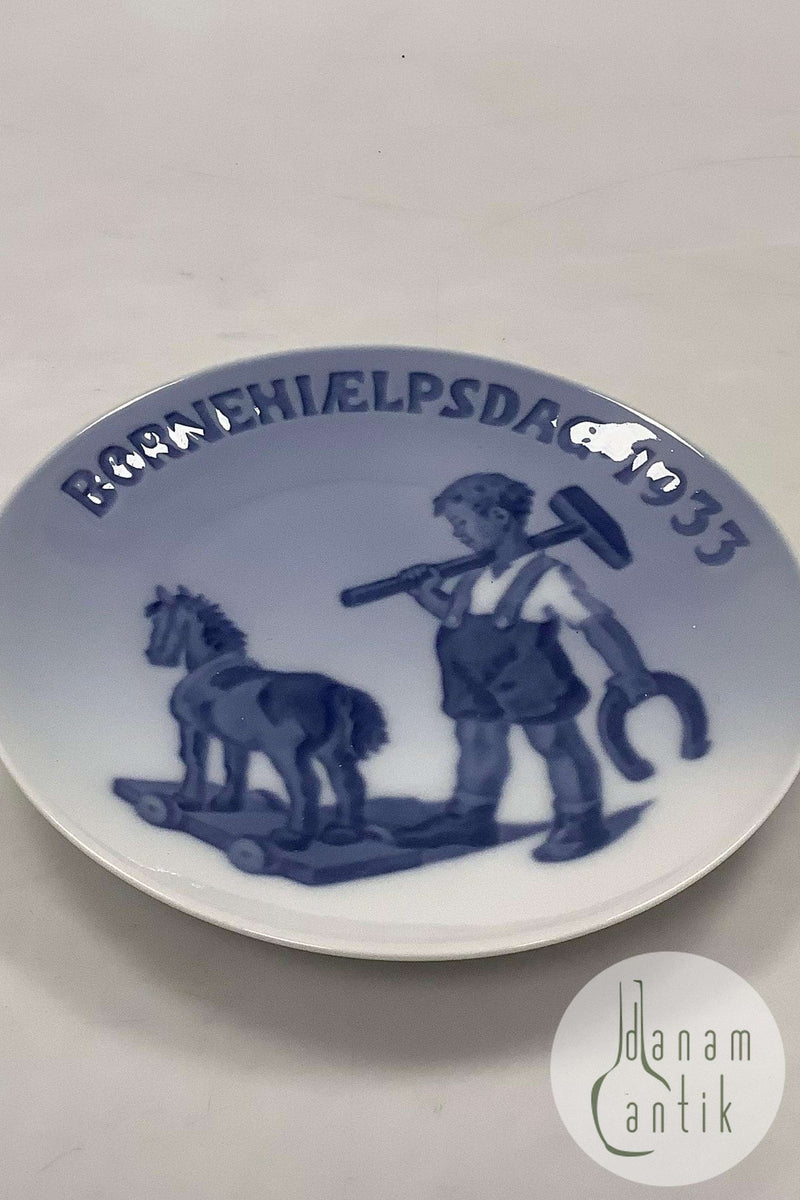 Royal Copenhagen Børnehjælpsdags Platte fra 1933