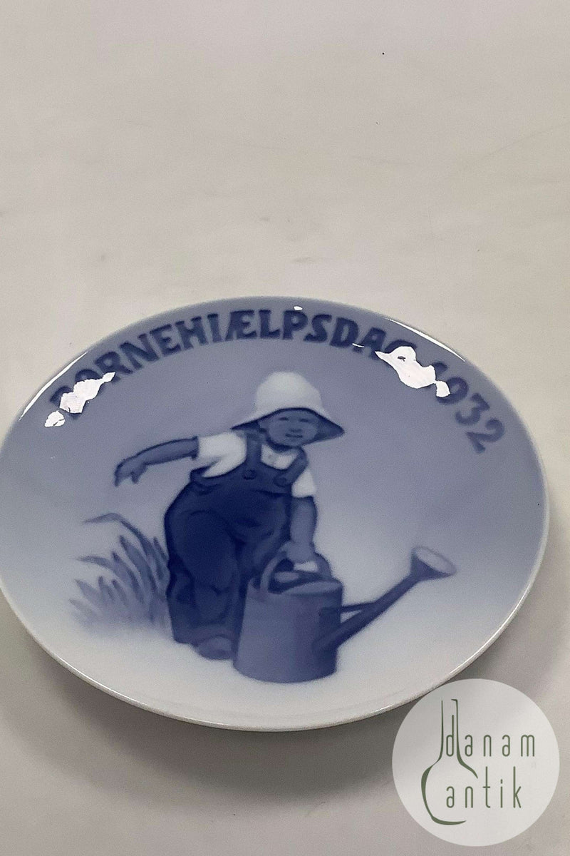Royal Copenhagen Børnehjælpsdags Platte fra 1932
