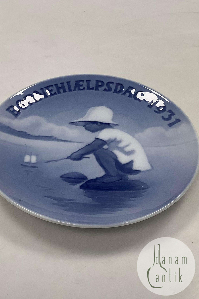 Royal Copenhagen Børnehjælpsdags Platte fra 1931