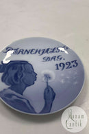 Royal Copenhagen Børnehjælpsdags Platte fra 1923