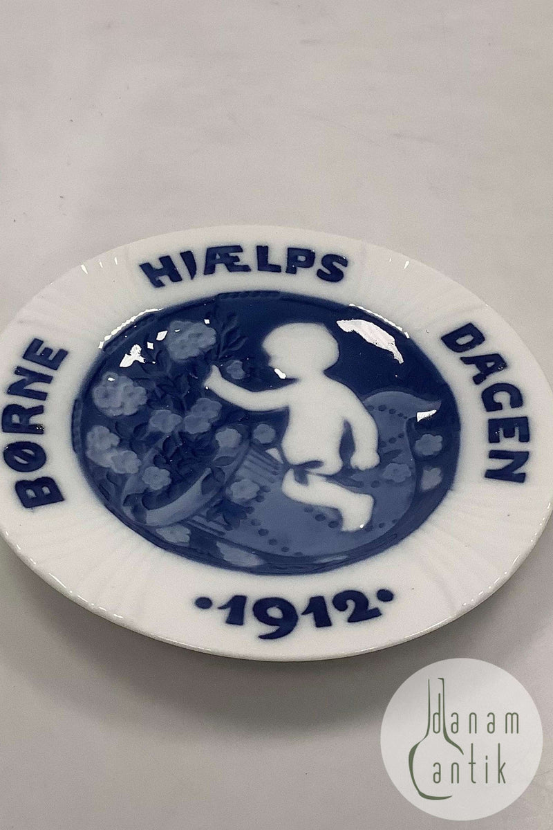 Royal Copenhagen Børnehjælpsdags Platte fra 1912