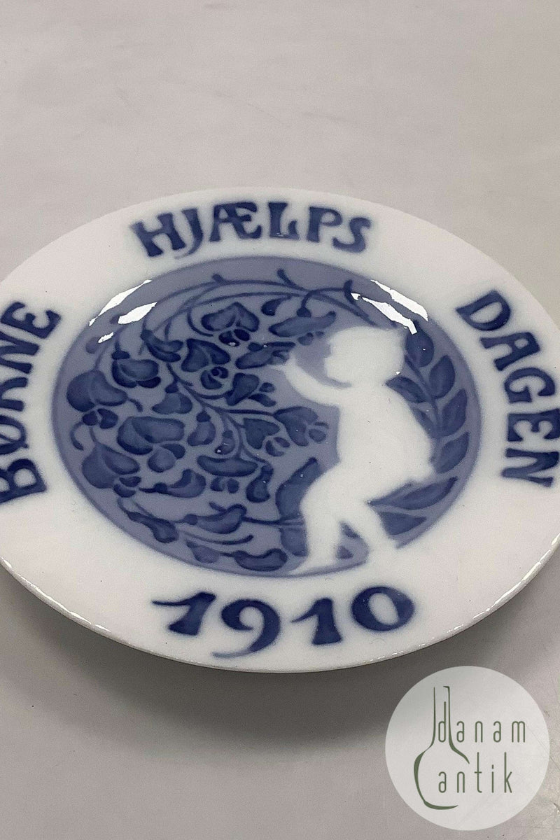 Royal Copenhagen Børnehjælpsdags Platte fra 1910