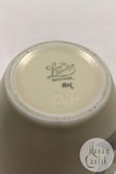 Lyngby Dänemark Porzellanvase in matter Glasur mit Blumen