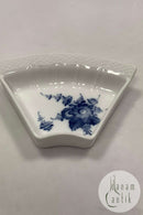 Royal Copenhagen Blaue Blume Geschweißte Schale Nr. 1884