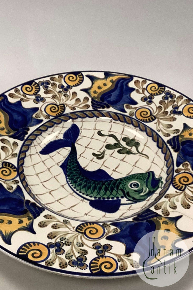 Aluminia Fajance Fad / Skål No 411/300 med Fiske motiv