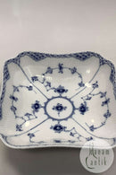 Royal Copenhagen Musselmalet Halvblonde Firkantet Skål No 708