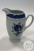 Royal Copenhagen / Aluminia Tranquebar, Blå Fajance Kande No 1149