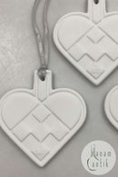 Royal Copenhagen 4er-Set Weihnachtsherzen aus Bisquit Ornamente