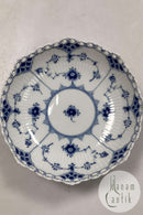 Royal Copenhagen Musselmalet Schale mit Spitze auf Fuß Nr. 1023