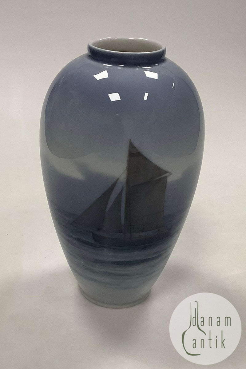 Royal Copenhagen Art Nouveau Vase No 2119 / 477