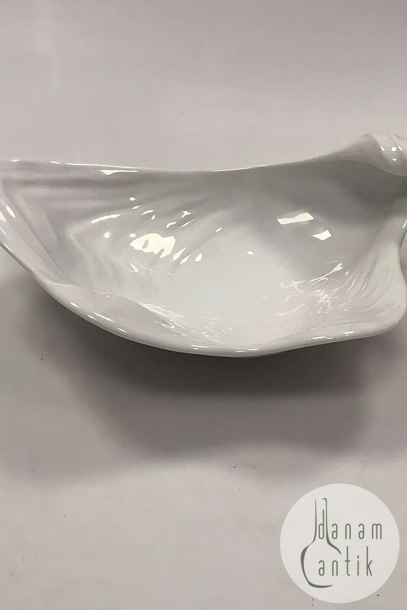 Royal Copenhagen Hvid Konkylie Serveringsskål No 347