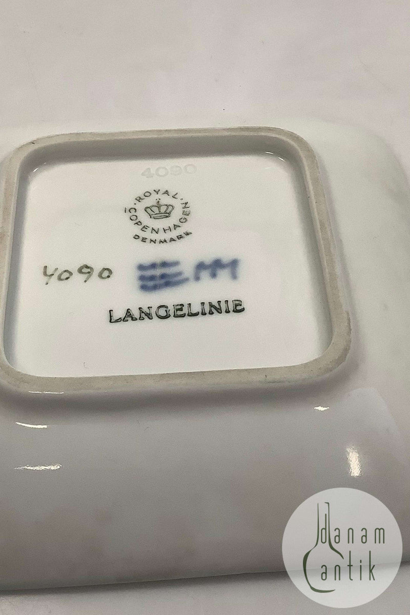 Royal Copenhagen Skål og askebæger No 4090 Langelinie Måler 12,5 cm x 12,5 cm