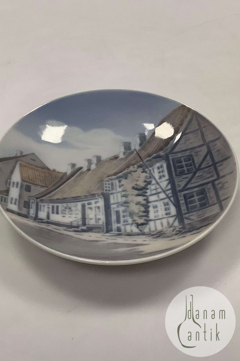 Royal Copenhagen Væg platte eller lille skål No 4434 -Ærøskøbing