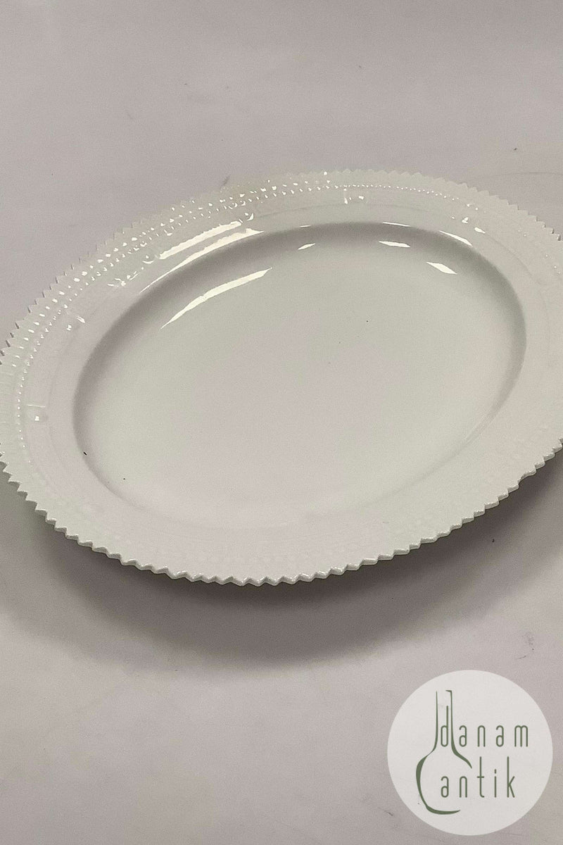 Royal Copenhagen Hvid Flora Danica Perle Ovalt Serveringsfad No 3516