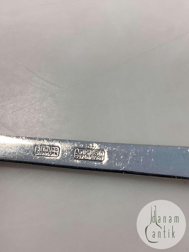 Anton Michelsen Babyskraber i Sterling Sølv med Mariehøns i emalje